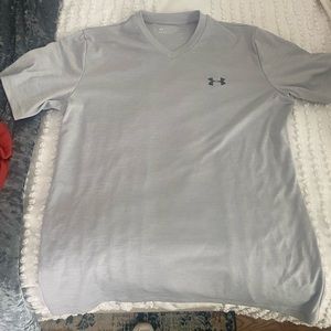 Under Armour workout shirt! Like New!